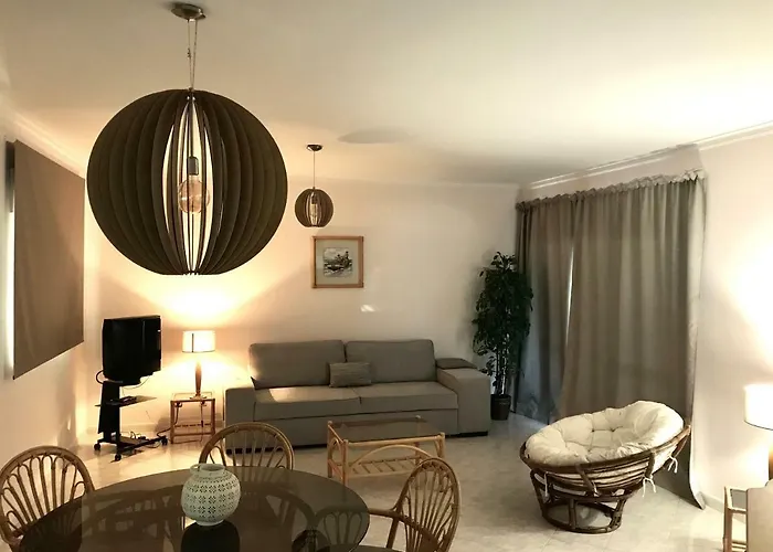 アパート Palmeira Gale *